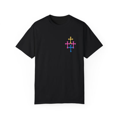 'MULTI-COLOR CROSSES' - TEE